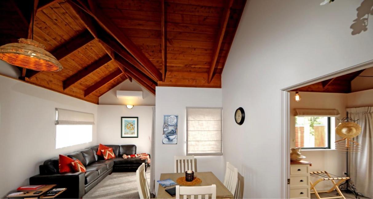 Coromandel Central Cottage Luxury W Spa Exterior photo