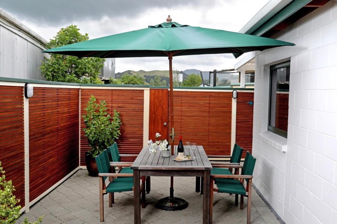 Coromandel Central Cottage Luxury W Spa Exterior photo